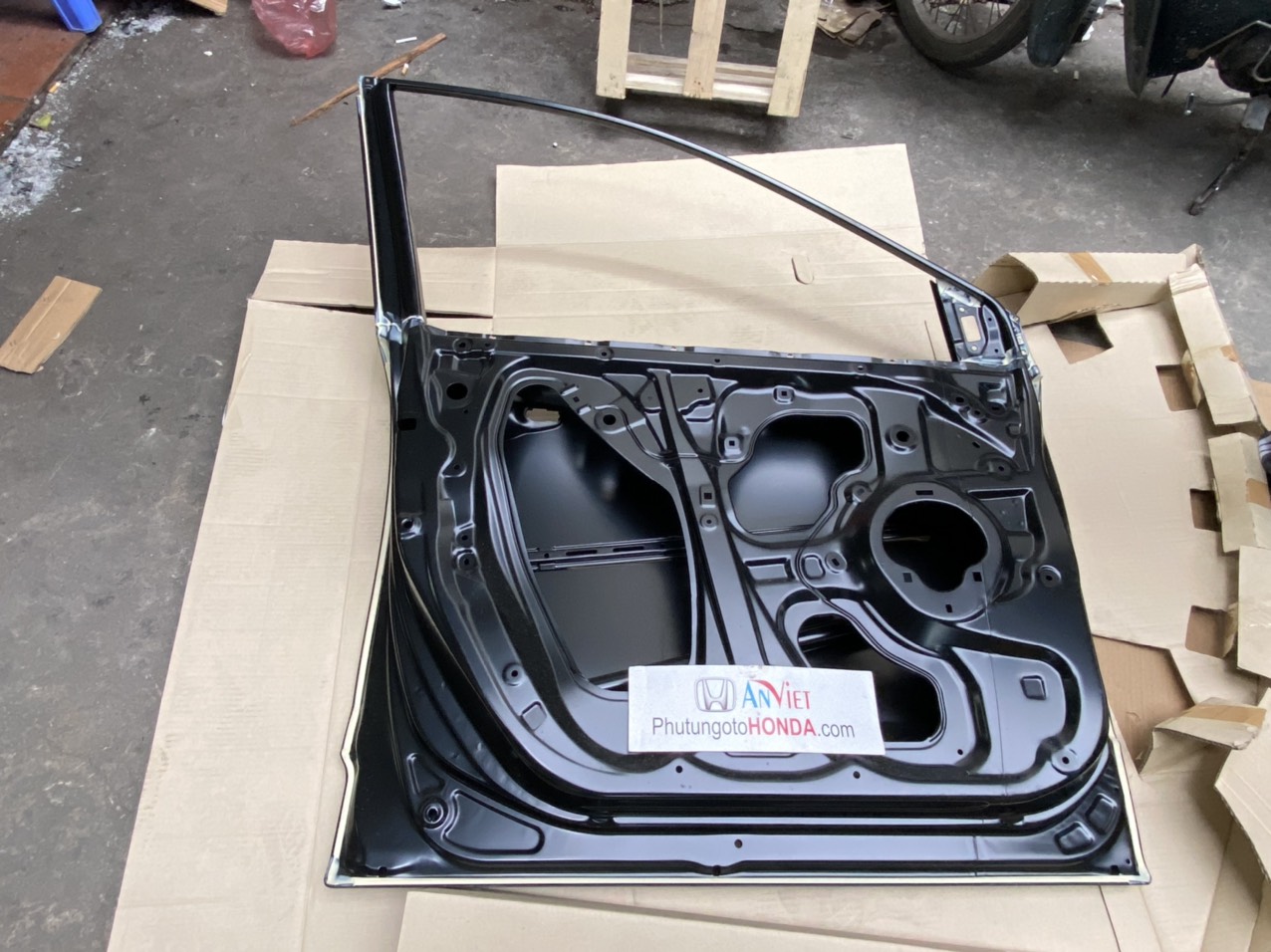 Cánh cửa trước xe  Honda CRV 2018-2022